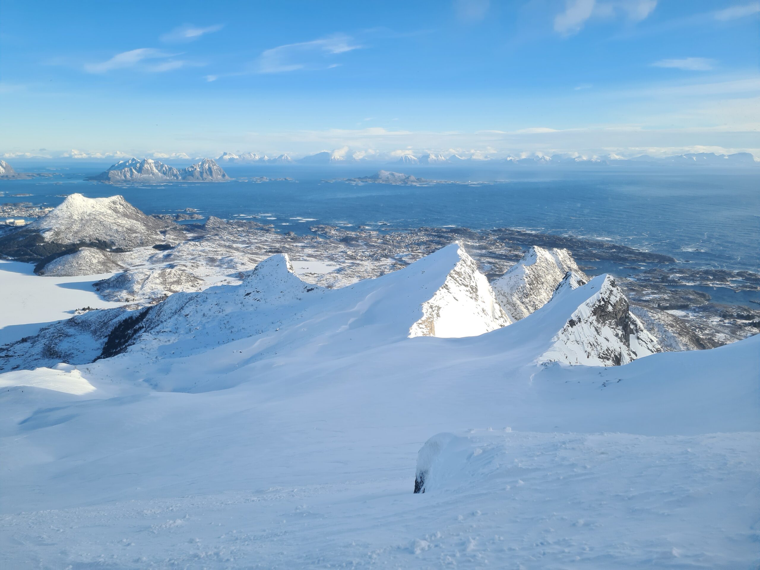 5 Epic Ski Tours in Lofoten
